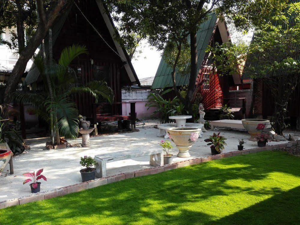 Bnr Resorts Bangkok Buitenkant foto